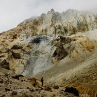 В кратере вулкана Мутновский :: Станислав Маун