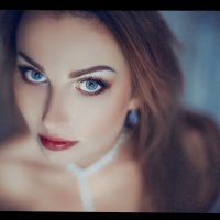 The Devil in Her Angel Eyes :: Ruslan Bolgov