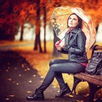 Осень, Аня в парке. :: Alex Lipchansky