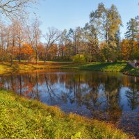 Осень в Екатерининском Парке :: Александр Кислицын