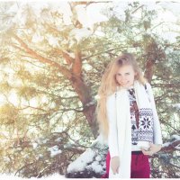 Морозко. Девушка в зимнем лесу. Фотограф Руслан Кокорев. :: Руслан Кокорев
