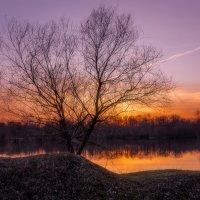 Закат на озере х.Цуревский :: Геннадий Клевцов