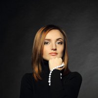 Женский портрет в низком ключе :: Olga Volkova