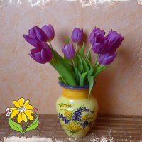 Тюльпаны в вазе :: Nina Yudicheva