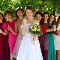 Невеста с подружками :: Anna Sholohova