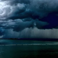 Дождь над Океаном :: Alexander Dementev