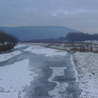 Река   Быстрица   Надворнянская   в    Надворной :: Андрей  Васильевич Коляскин