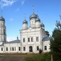 Троицкий храм. :: Михаил Попов