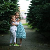 Цветок для сестры :: Ирина Каткова