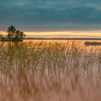 Рассвет на Шуеозере :: Владимир Брагилевский