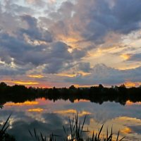 ....закат на Стрелецком озере... :: Александр Герасенков