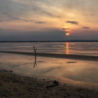 Весенний тихий вечер на Нововоронежском водохранилище 2017 :: Юрий Клишин