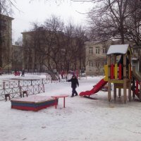 На детской площадке :: Svetlana Lyaxovich