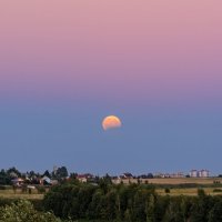 07.08.2017 г. частичное лунное затмение :: Виктор Желенговский