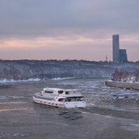 Февральский фарватер :: Александр Зиновьев