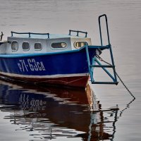 Старенький баркас :: berckut 1000