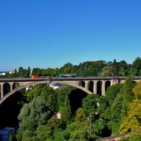 Визитной карточкой Люксембурга является мост Адольфа, который проложен через реку Петрюсс :: backareva.irina Бакарева