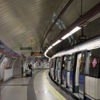 Мадридское метро :: Елена Олейникова