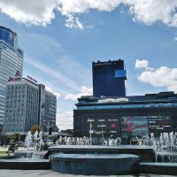Вид на бизнес-центр Royal Plaza, Альфа-Банк и ТЦ «Galleria Minsk», пр-т Победителей г. Минск :: Tamara *