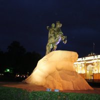 Медный всадник ночью. :: sav-al-v Савченко