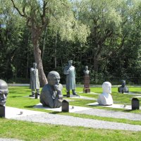 Выставка памятников советской эпохи в музее истории Марьямяэ :: veera v