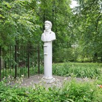 Памятник Батюшкову. :: Ирина Нафаня