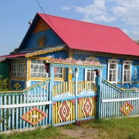 Дом в деревне Воробьёво :: Анатолий Кувшинов