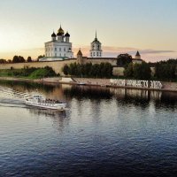 Псков. Река Великая. Кремль. :: Leonid Tabakov