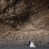 жених и невеста на прогулке :: Батик Табуев