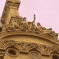 Париж. Фрагмент здания Лувра. :: Владимир Драгунский
