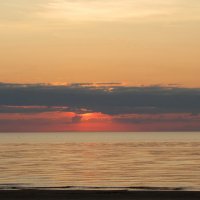Цвета заката над Финским заливом :: veera v