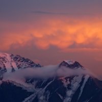 закат в горах :: Валерий Береснев