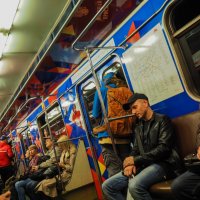 В вагоне метро :: Alla Shapochnik