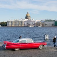 Ретро автомобиль на берегах Невы :: Виктор Орехов