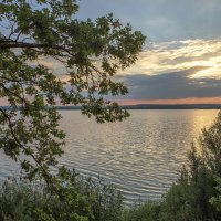 Июльский вечер на Нововоронежском водохранилище 2018 :: Юрий Клишин