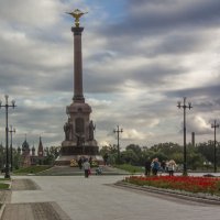 Памятник 1000-летия Ярославля. :: Юрий Велицкий
