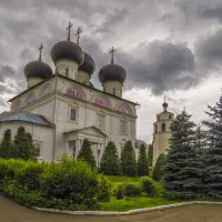 Успенский Трифонов монастырь :: Сергей Цветков
