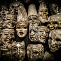 Венецианские маски. :: Сергей Вахов
