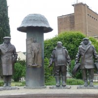 Памятник «Мимино» :: Наиля 