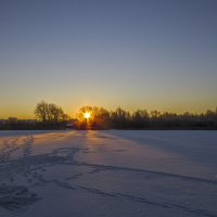 Рассвет на Якушевском озере :: Сергей Цветков