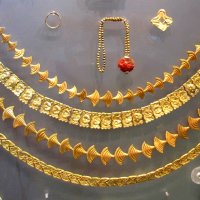 Золотые украшения-2000л до н.э. :: жанна нечаева