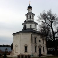 Никольская церковь в ненастный день :: Дмитрий Солоненко