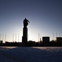 Памятник героям фронта и тыла :: Константин Капитонов