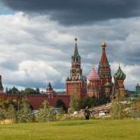 Прогулки по Москве :: Nyusha .