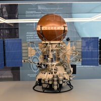 Советская автоматическая межпланетная станция "Венера-9". :: Татьяна Помогалова