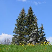 Великие Луки, 8 мая 2020 года, памятник Александру Матросову :: Владимир Павлов