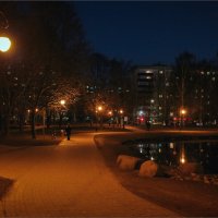 Вечер в парке :: Сергей Кичигин