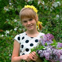 Весны цветение девчонок Четвертого класса :: Дмитрий Конев