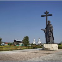 Памятник Макарию Желтоводскому и Унженскому чудотворцу :: Татьяна repbyf49 Кузина