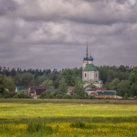 Троицкий храм :: Сергей Цветков